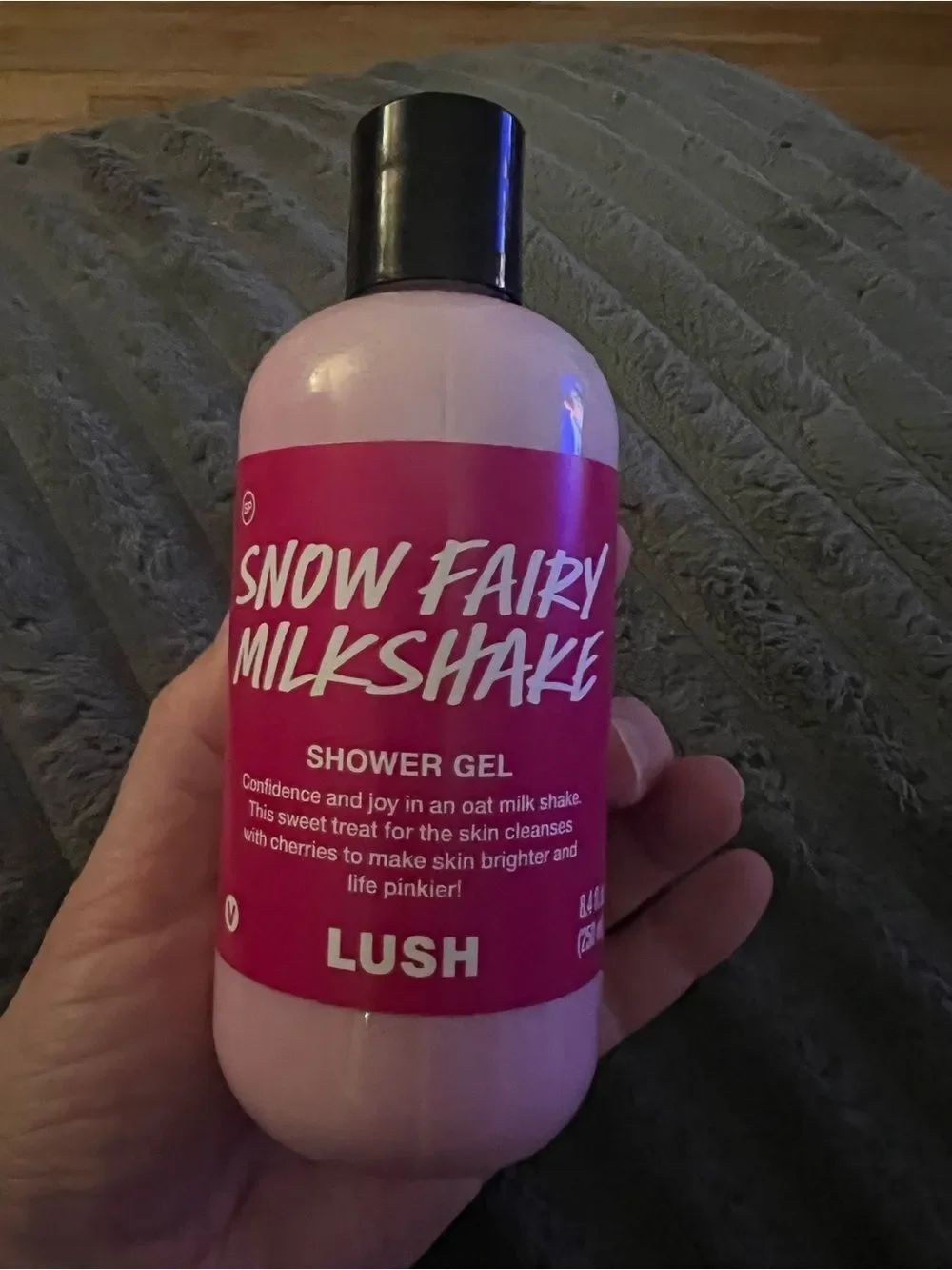 1 LEFT! LUSH Snow Fairy Milkshake Shower Gel - 8.4 oz SEALED DISCONTINUED